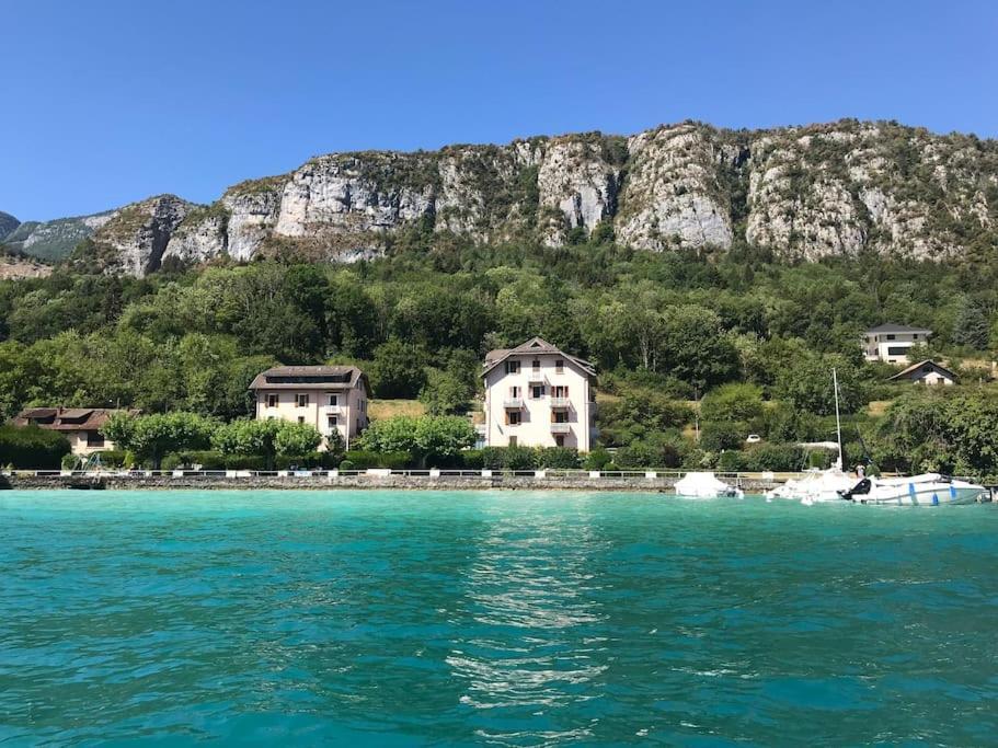 Rare 2 Bedroom With Private Beach On Lake Annecy دوسارد المظهر الخارجي الصورة
